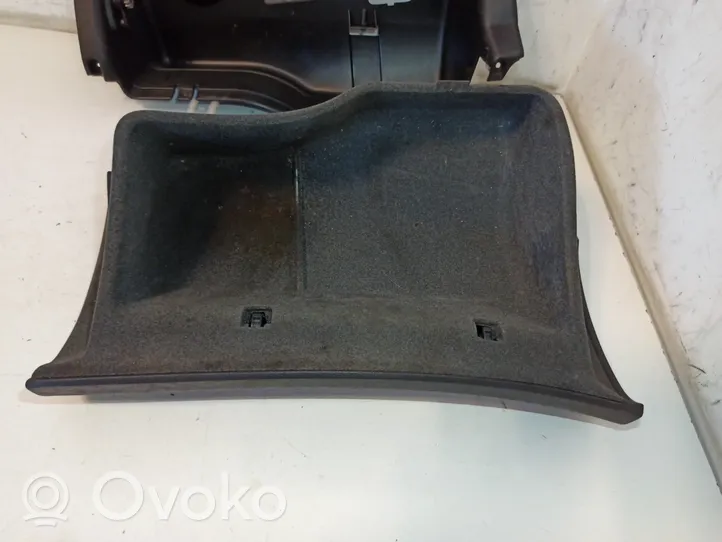 Peugeot 607 Panelės stalčiuko/lentinėlės paklotėlis 