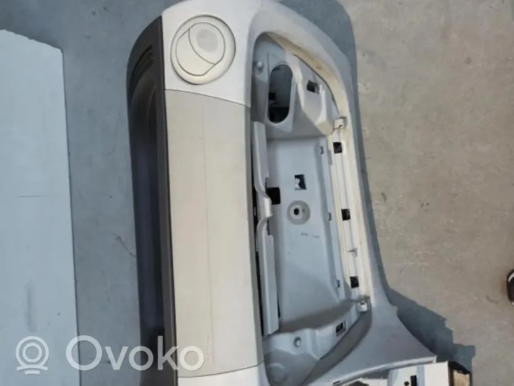 Fiat Punto (188) Panelė 