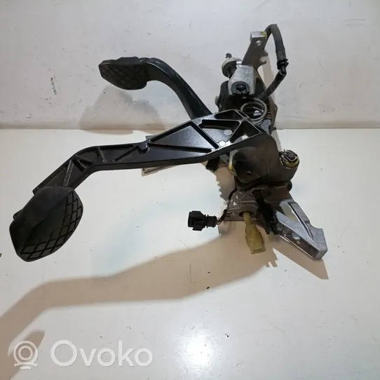 Audi A4 S4 B5 8D Pedal assembly 