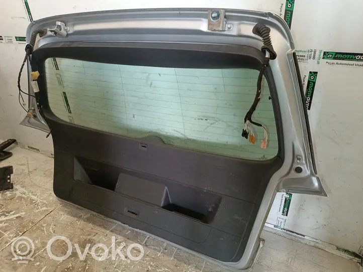 Volkswagen Golf VI Takaluukun/tavaratilan kansi 