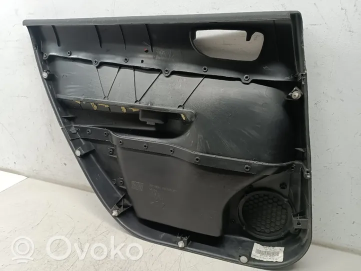 Peugeot 307 Takaoven verhoilu 