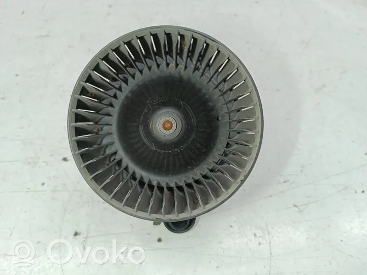 Renault Clio IV Heater fan/blower 