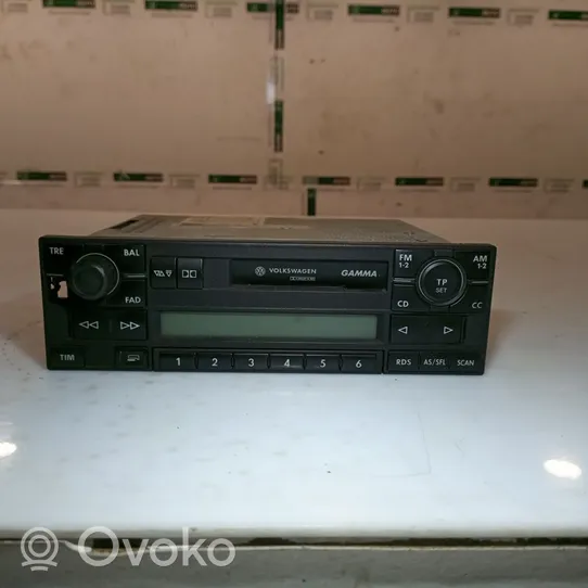 Volkswagen PASSAT B5.5 Panel / Radioodtwarzacz CD/DVD/GPS 