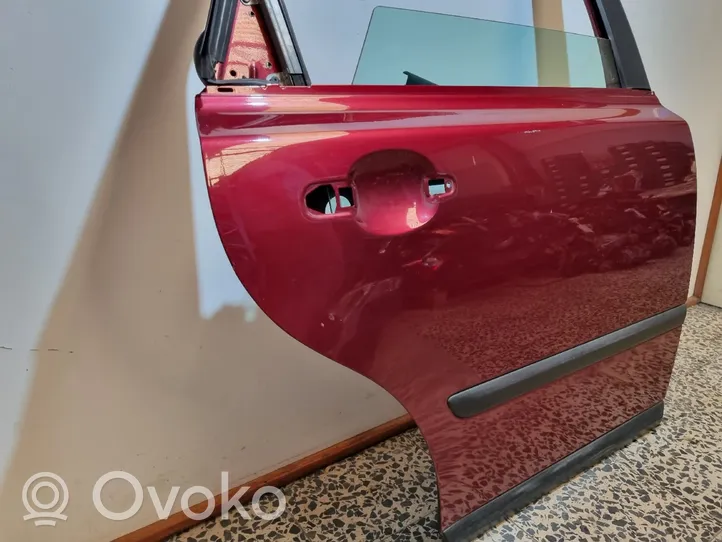 Volvo V50 Aizmugurējās durvis 