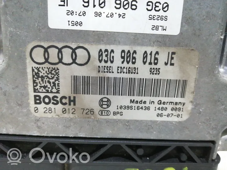 Audi A4 S4 B7 8E 8H Moottorin ohjainlaite/moduuli 
