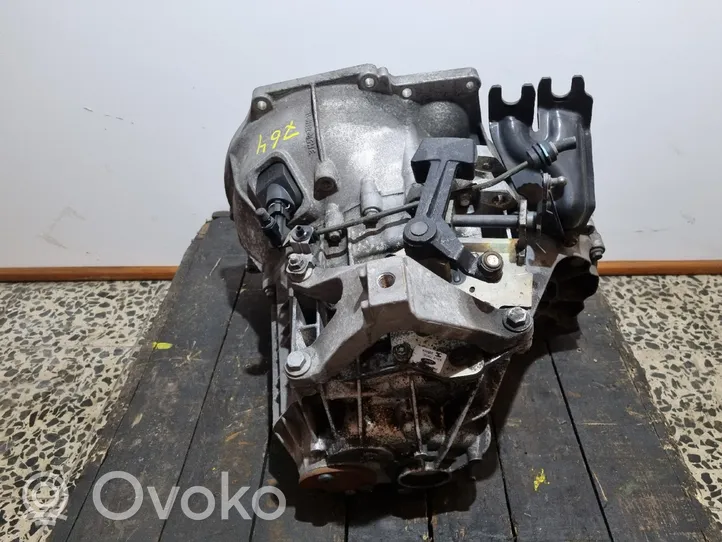 Volvo V50 Mechaninė 5 pavarų dėžė 