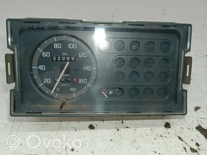 Renault Express Compteur de vitesse tableau de bord 