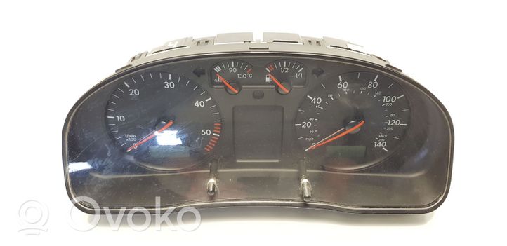 Volkswagen PASSAT B5 Compteur de vitesse tableau de bord 3B0919931X