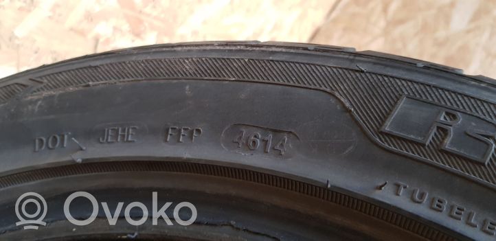 Volkswagen Touran I R17 summer tire 2155017