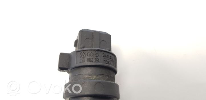 Volkswagen Golf III Sensore della temperatura dell’aria aspirata 028906081