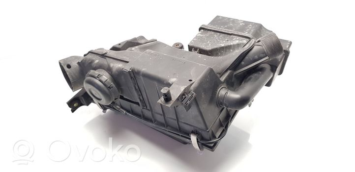 Volvo S40, V40 Scatola del filtro dell’aria 30887040