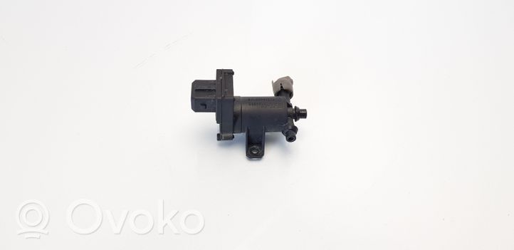 Mercedes-Benz C AMG W202 Solenoidinis vožtuvas A2028000178