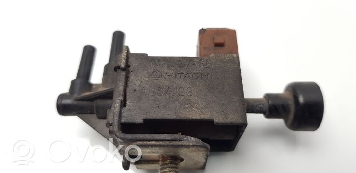 Nissan Sunny Solenoidinis vožtuvas AESA123