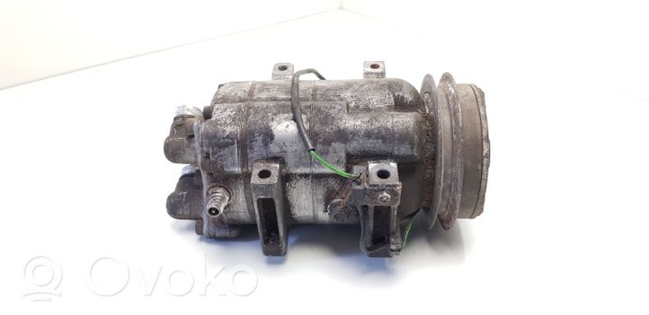 Audi 80 90 S2 B4 Ilmastointilaitteen kompressorin pumppu (A/C) 506231