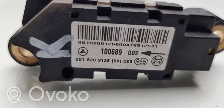 Mercedes-Benz CLK A209 C209 Sensore d’urto/d'impatto apertura airbag 0018209126