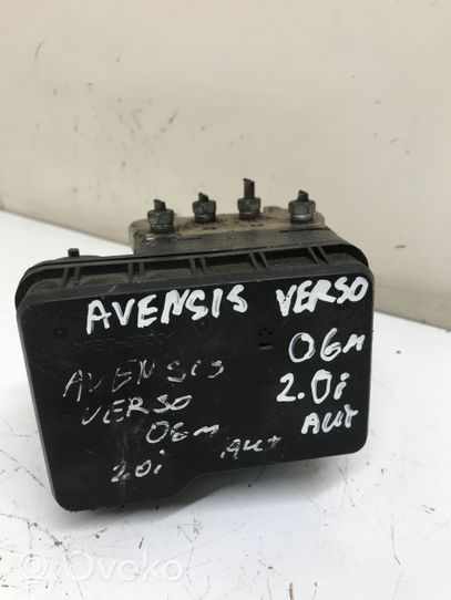 Toyota Avensis Verso ABS-pumppu 