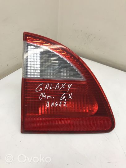 Ford Galaxy Lampy tylnej klapy bagażnika 