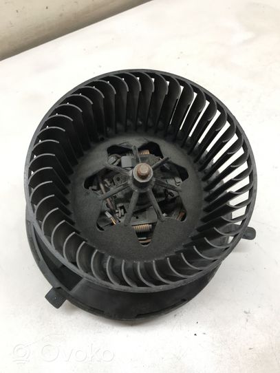 Volkswagen Touran II Ventola riscaldamento/ventilatore abitacolo 