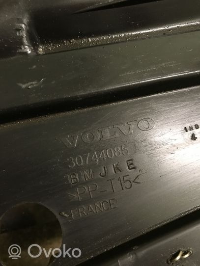 Volvo XC70 Osłona pod zderzak przedni / Absorber 30744085