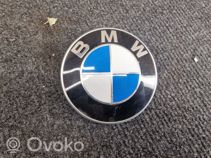 BMW X6 F16 Mostrina con logo/emblema della casa automobilistica 8132375