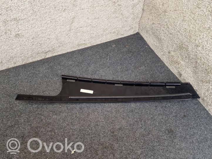 BMW X3 G01 Moulures des vitres de la porte arrière 7410046