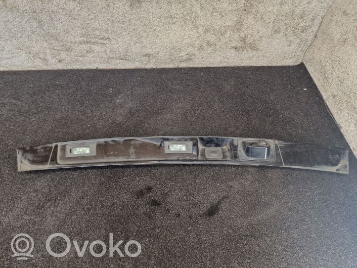 Land Rover Discovery 5 Listwa oświetlenie tylnej tablicy rejestracyjnej HY3240406B