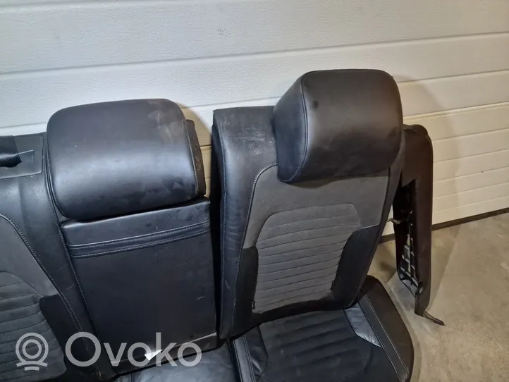 Volkswagen PASSAT B7 Fotele / Kanapa / Komplet 