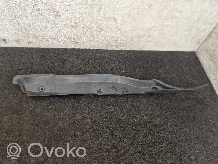 Mercedes-Benz C W205 Panel wykończeniowy błotnika A2058890025