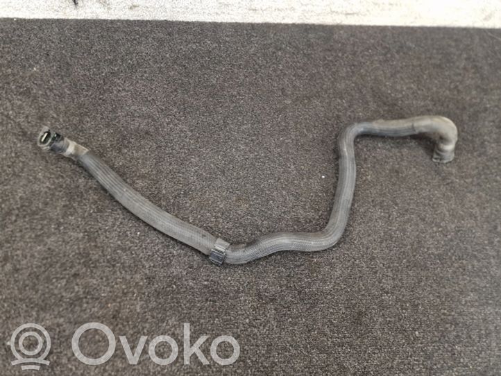 GJ327H255AB Land Rover Evoque I Tuyau de liquide de refroidissement