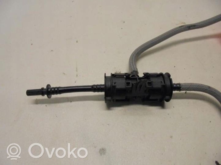 Citroen C4 Cactus Fuel line pipe 