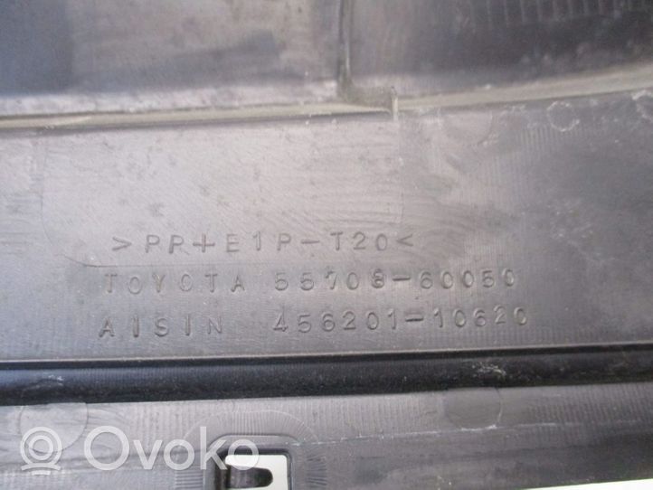 Toyota Land Cruiser (J120) Wiper trim 