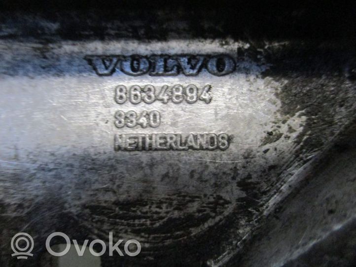 Volvo XC90 Moottorin kiinnikekorvake (käytetyt) 