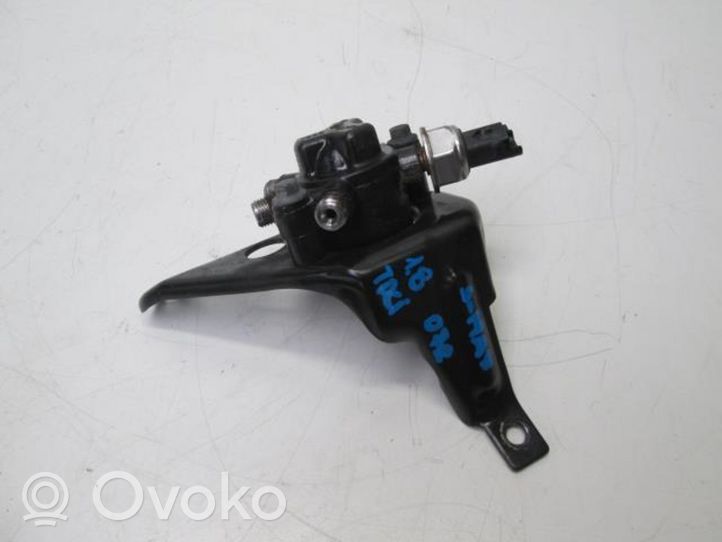 Ford S-MAX Fuel distributor R9144Z020C