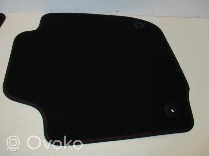 Skoda Rapid (NH) Kit tapis de sol auto 