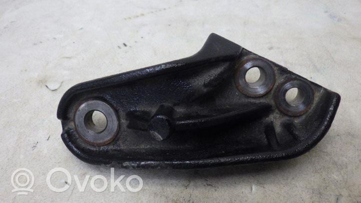 Toyota Yaris Support, suspension du moteur 