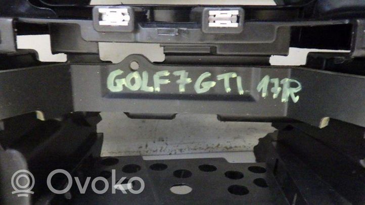 Volkswagen Golf VIII Tableau de bord 