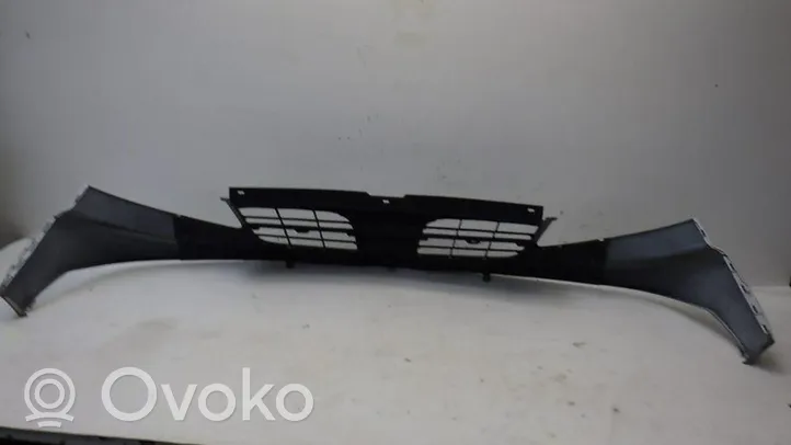 Nissan Qashqai Front grill 623100250