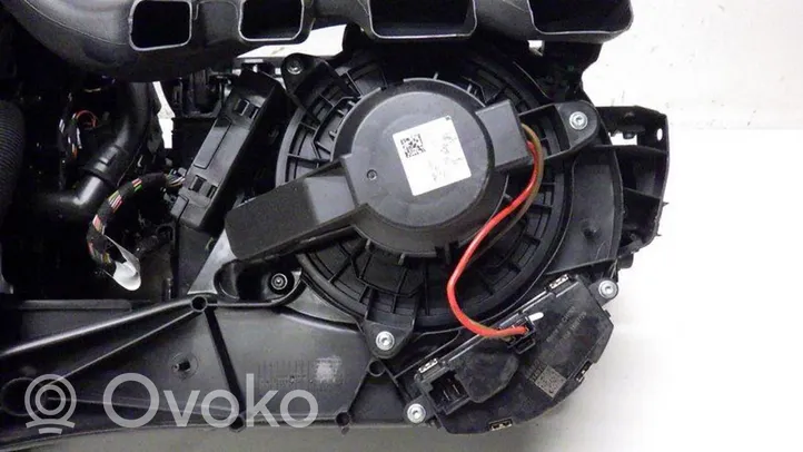 Volvo XC40 Scatola climatizzatore riscaldamento abitacolo assemblata 32260044