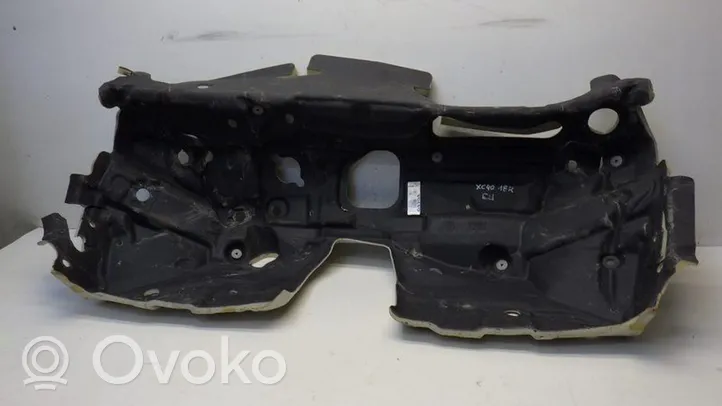 Volvo XC40 Priekinė 32228780