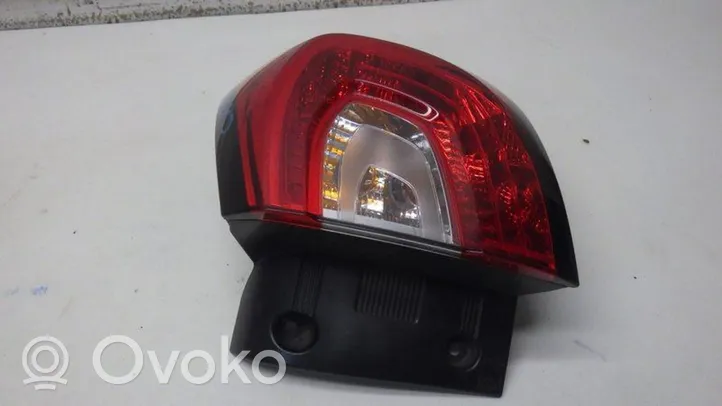 Renault Captur Lampa tylna 265502731R