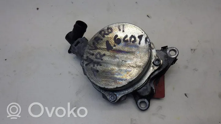 Opel Vivaro Vacuum pump 146503760R