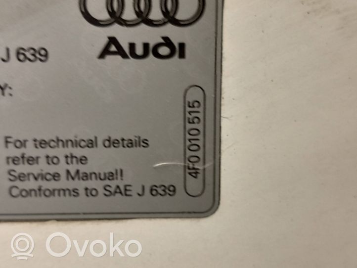 Audi A6 S6 C6 4F Vano motore/cofano 4f0010515