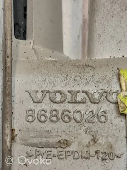 Volvo V50 Przycisk kontroli trakcji ASR 8686026