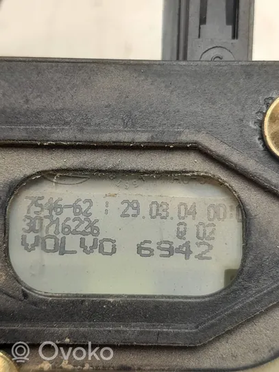 Volvo V50 Siłownik klapki wlewu paliwa 30716226