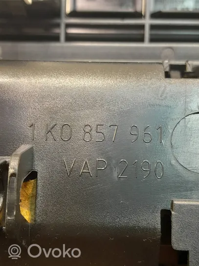 Volkswagen Jetta V Peleninė panelėje 1K0857961