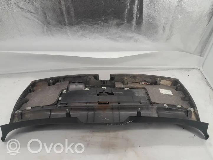 Audi A6 S6 C5 4B Apatinis, bagažinės šono, apdailos skydas 4B9867979