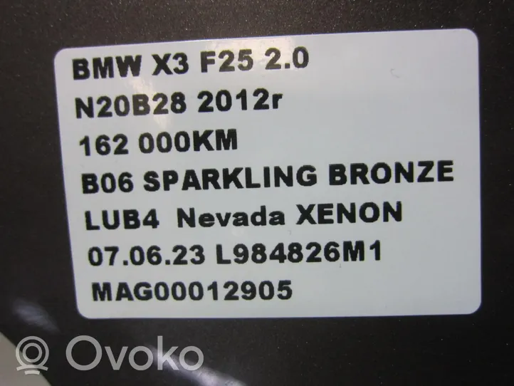 BMW X3 F25 Błotnik przedni B06