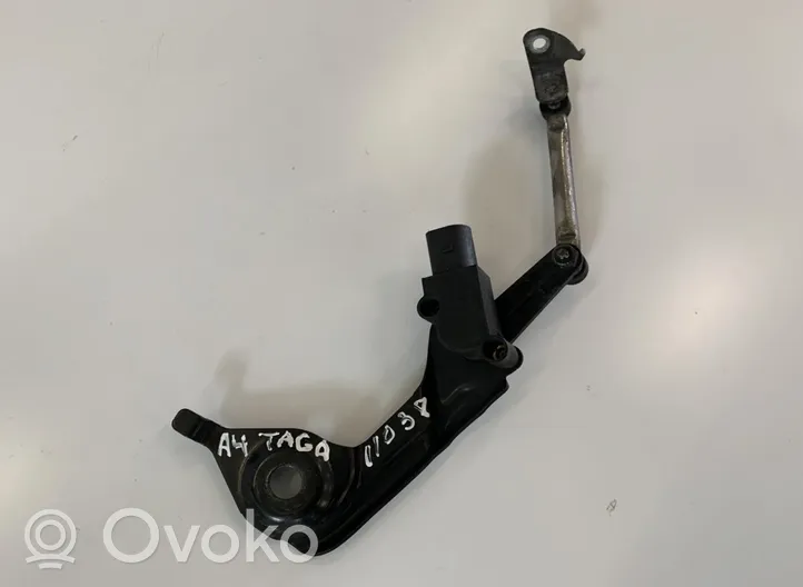 Audi A4 S4 B8 8K Sensor de altura del nivel de la suspensión neumática trasera 8K0941309F