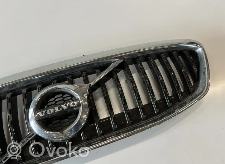 Volvo V60 Atrapa chłodnicy / Grill 31425337
