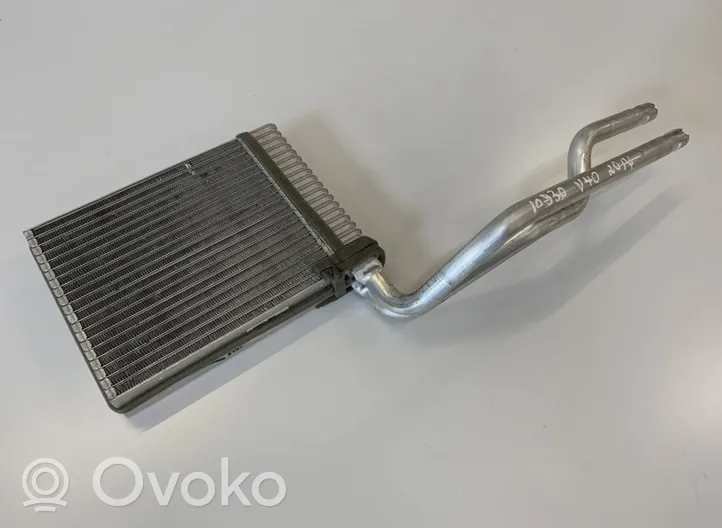 Volvo V40 Radiateur de chauffage VPAMFH18476BB